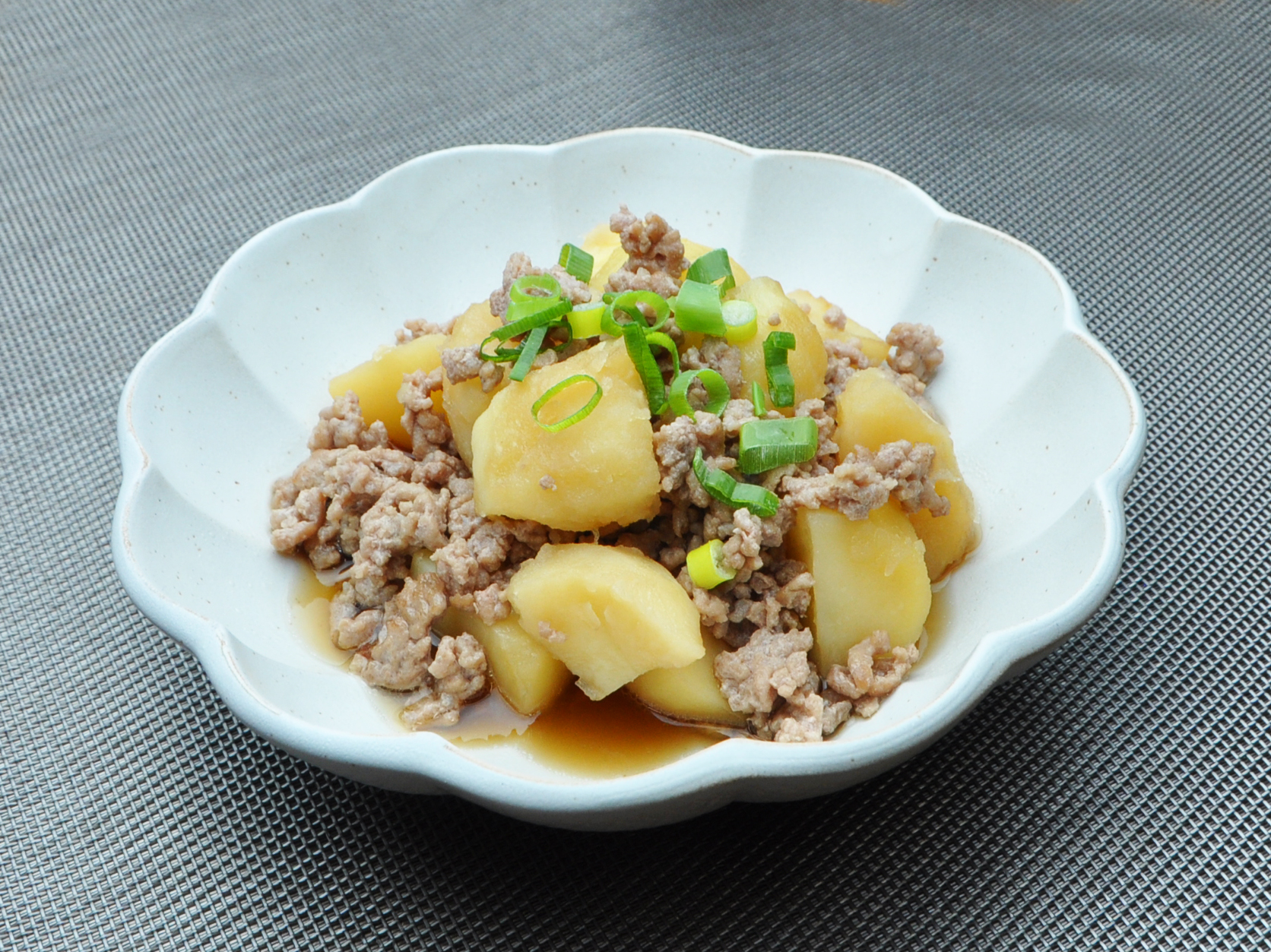 じゃがいものそぼろ煮